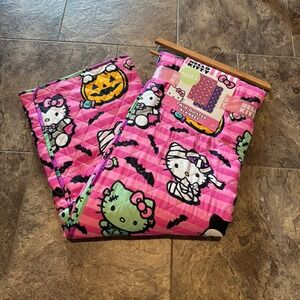 NWT Hello‎ Kitty Reversible Twin Halloween Quilt Blanket Pink Frankenstein 60x90